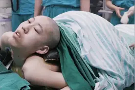 寻医15年，姜延琛终于迎来改变人生的手术，却在刚开始就遭遇危机视频封面