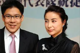 郭晶晶6年生1子2女，却搬出霍家大宅，这样的选择是失败还是胜利视频封面