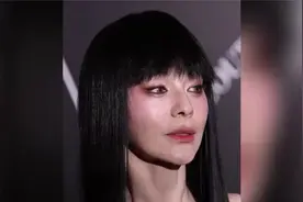 53岁王琳真实颜值！没有美颜过，看完直接崩了视频封面
