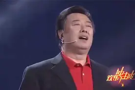 刘晓庆跟前夫离婚20多年，如今重逢俩人依旧满眼爱意，看看视频封面