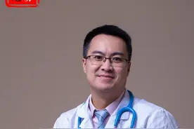 颈椎病引起视力下降？ #颈椎病  #硬核健康科普行动  #医疗健康创作训练营  #钟俊青医生  #视力 视频封面