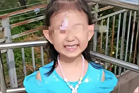 救援队分析上海4岁女童走失情况：事发地系泥沙滩，沙质不好视频封面