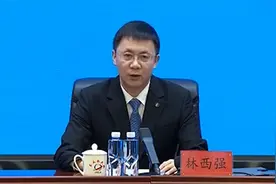 神十八乘组11月4日回家，神十九乘组明年4月下旬或5月上旬返回视频封面