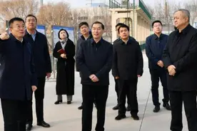 张超超调研检查东南退水明渠项目规划建设视频封面