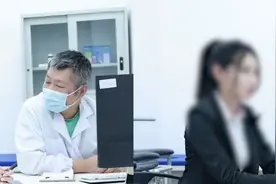 精神病患者出院前拉来测试，医生问3个问题秒沉默，大脑空白崩溃视频封面
