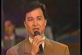 《龙腾虎跃》李民雄
     香港演出版#一代人的回忆 #乐器演奏视频封面