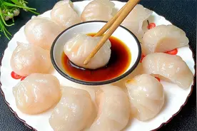 广东名小吃水晶虾饺，原来做法如此简单，软糯Q弹，鲜嫩多汁