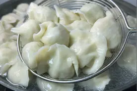 立秋后多吃这素馅饺子，教你调馅方法，5块钱一大锅，营养又解馋
