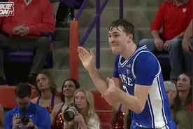 NCAA 准状元 库珀·弗拉格 18分集锦视频封面