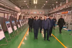 张超超调研检查新一代电子信息产业发展视频封面