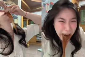 女生仰头一口吞“无菌蛋”，打开脸秒变痛苦面具，恶心得直抠嘴视频封面