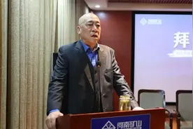 这是动不动就发钱那老头吗？河南矿上崔培军