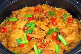 瘦肉里直接打入2颗鸡蛋，不炒不油炸，出锅鲜嫩多汁，好吃又营养视频封面