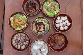 【非遗时光·传承人讲述】何丽娟：布依八大碗 碗碗家乡味视频封面