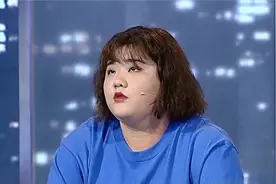 女儿玩手机太入迷，连学业也不顾，母亲操碎了心视频封面