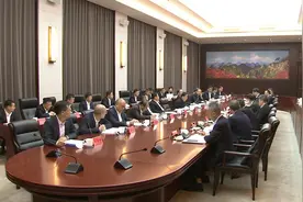 辽宁省与中国远洋海运集团在连举行工作会商视频封面