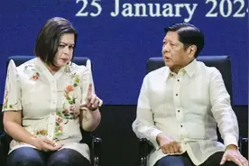 老杜已抵荷兰，莎拉千里救父，菲军终于出手，马科斯捅了马蜂窝视频封面