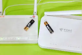 路由器上绑2节电池，网速立马就能提高50倍？网线师傅现场测试视频封面