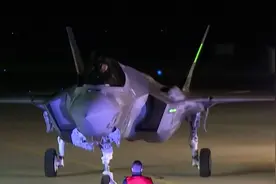 F-35战机可被远程瘫痪? 德媒：美国掌握“致命开关”引发盟友担忧视频封面