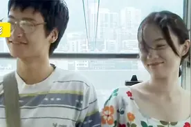 剧情：发廊妹爱上男大学生，一起出行后却消失的无影无踪！视频封面