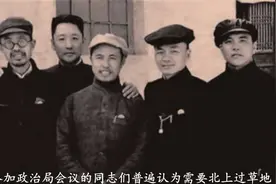 54年，一部级干部去世后，周总理亲自抬棺执绋，5位元帅同时送葬视频封面