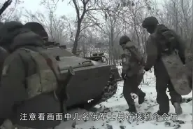 连射温压弹，喷火坦克作战过程曝光：7秒就能摧毁一个装甲集群视频封面