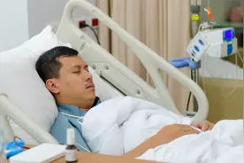 40岁男子经常吃倍他乐克，却突发脑出血！错在哪？医生给您解答视频封面