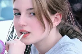 为艺术献身的女星——“人间水蜜桃”玛利亚·瓦沃德视频封面