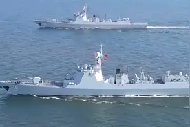 外媒炒“中国6艘舰艇现身中东”，中方：海军编队执行护航任务视频封面