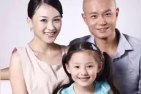 陶红因病去世，为其遗愿前夫乐嘉携女去拉萨，父女抱头痛哭惹人怜