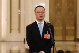 金融监管总局局长：房地产融资协调机制目前审批贷款超过6万亿视频封面