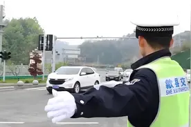 返程请小心！安徽多条高速临时管制，多个预警发布视频封面