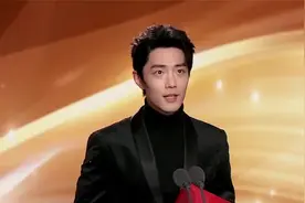 肖战、王仁君获中国电视剧年度盛典“年度突破·男演员”荣誉视频封面