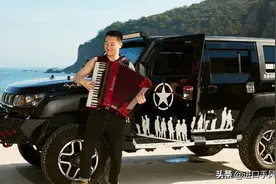 【点播回复】手风琴《草原上升起不落的太阳》五线谱&简谱带指法图片