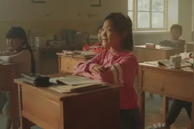 “愿中国青年都摆脱冷气，只是向上走，不必听自暴自弃者流的话视频封面