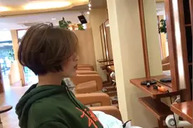超显脸小的前长后短的短发，可爱有气质。视频封面