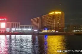 城市化梦想从荒岛出发图片