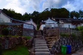 广东梅州大埔县，找到新加坡总理的祖居，真是人杰地灵的宝地！视频封面