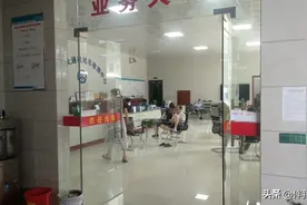 信宜车辆检测站斗价益广大车主，小车年审100元，摩托车只要20元图片