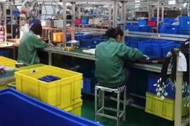 上海长白班工厂大量招人，包吃住4人间，月薪稳定5000以上