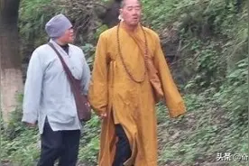 师太和贫僧牵手了，聊聊大家此刻什么感受？图片