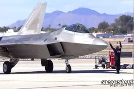 F-22 Raptor 飛行表演
看完就知道為什麼猛禽是美國人的非賣品了视频封面