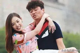 刘德华与王宝强的关系很铁！宝强教华仔打功夫，华仔教宝强交女友图片