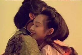 至尊宝:要不要我把心掏出来给你看。紫霞仙子:不用，我自己来视频封面