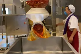 四川火锅制作过程！传统手艺，匠心精神！