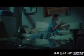韩剧机智的医生生活全美度白袜脚，可惜被枕头挡住了很多图片