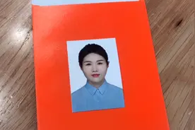 大亭花180元拍一张照片 只因能用20年 在照相馆拍身份证什么体验视频封面