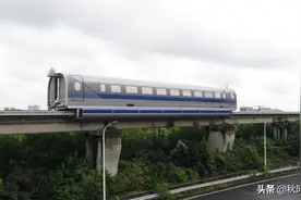 600km/小时的磁悬浮列车在上海试运行成功图片