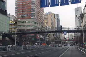 中川机场到兰州市中心面貌及路况实拍.城市又恢复了昔日的热闹.视频封面