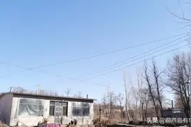 农村房子普遍彩钢瓦房盖，防雨保暖！图片